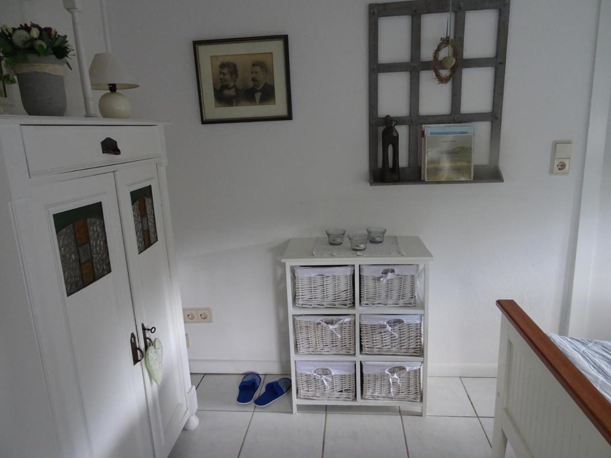 Appartement Dorfstrasse กลึคส์บวร์ก ภายนอก รูปภาพ
