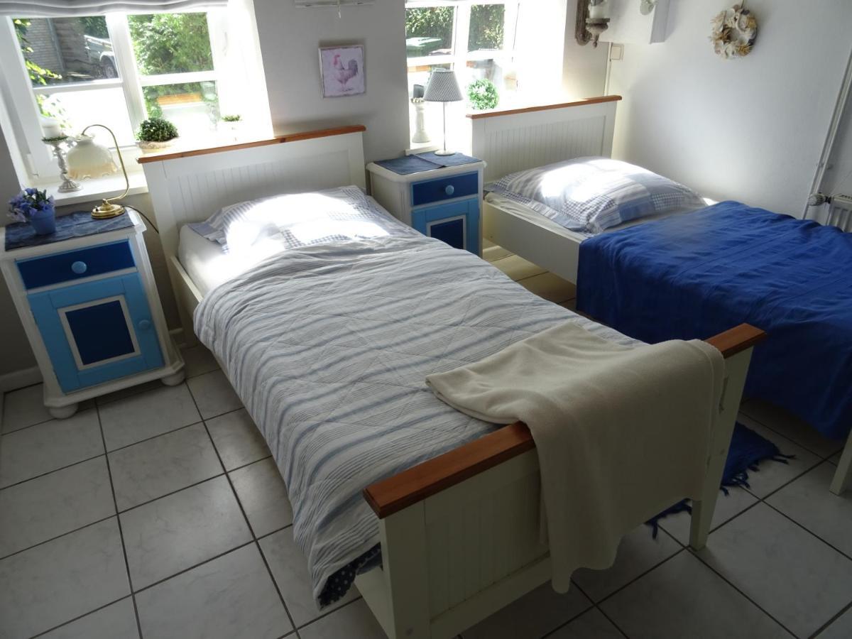 Appartement Dorfstrasse กลึคส์บวร์ก ภายนอก รูปภาพ