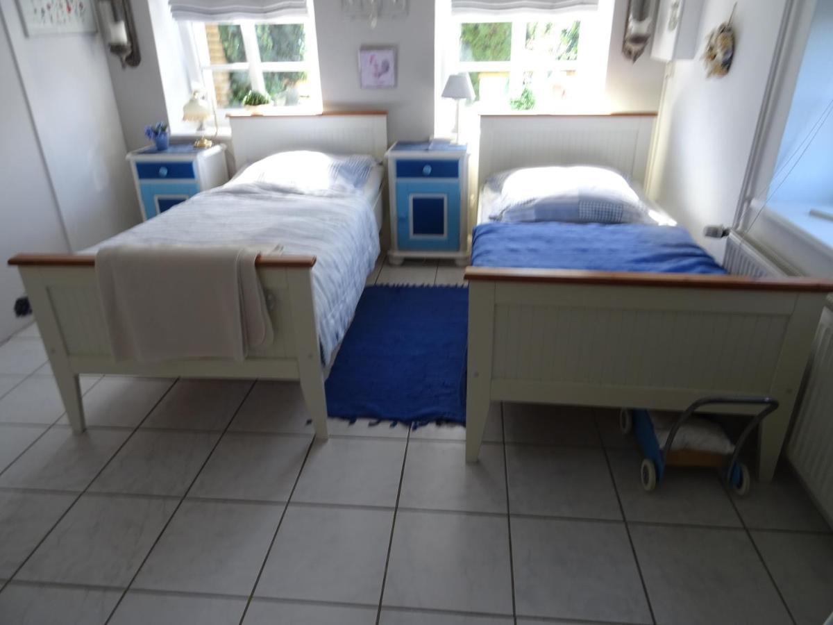 Appartement Dorfstrasse กลึคส์บวร์ก ภายนอก รูปภาพ