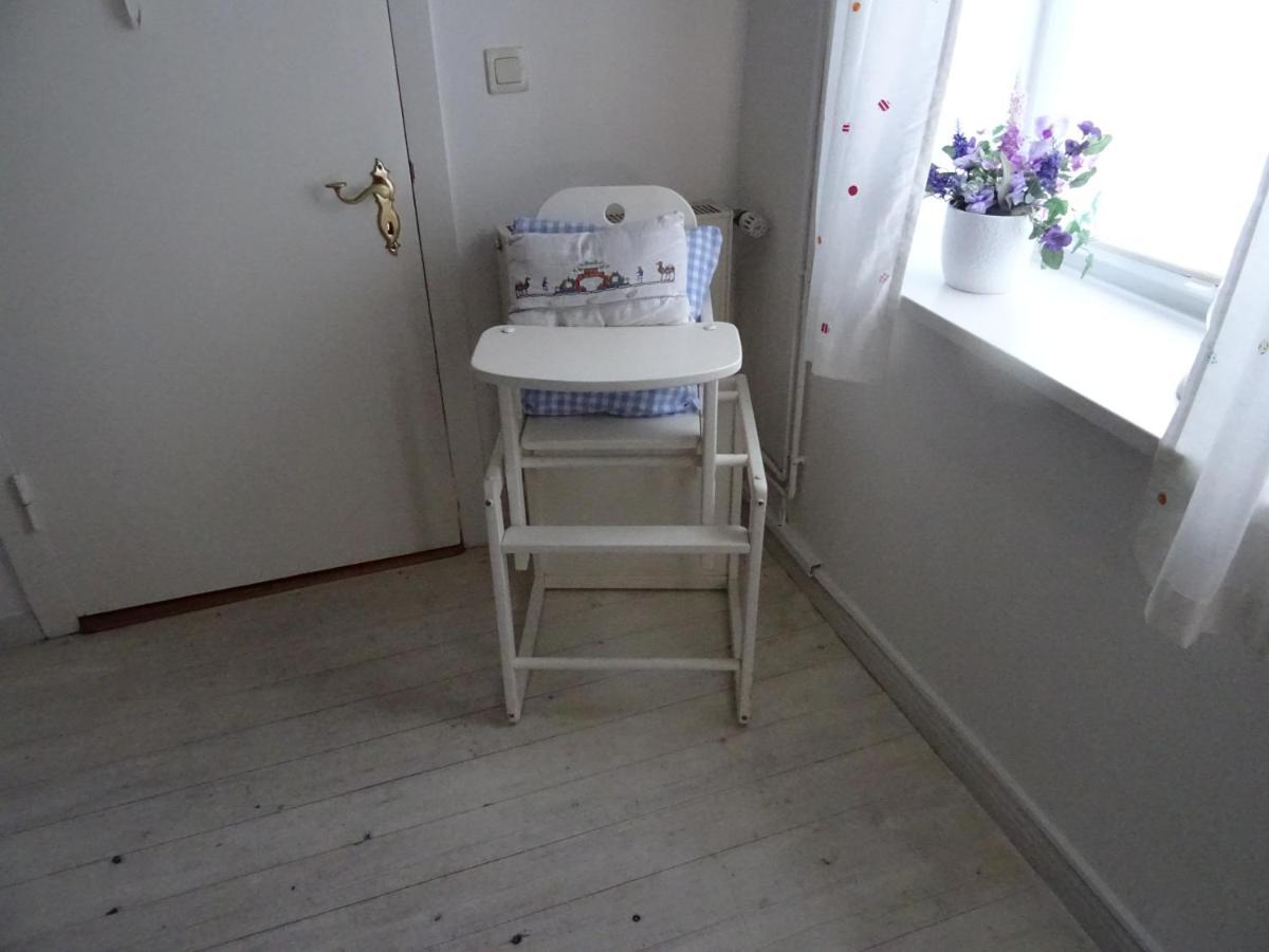 Appartement Dorfstrasse กลึคส์บวร์ก ภายนอก รูปภาพ