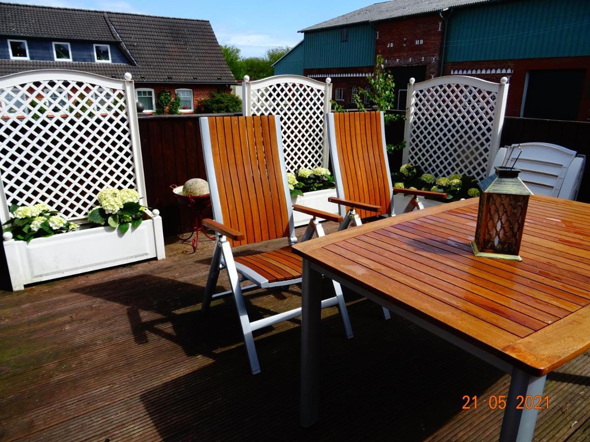 Appartement Dorfstrasse กลึคส์บวร์ก ภายนอก รูปภาพ