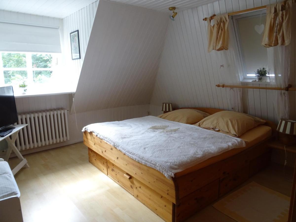 Appartement Dorfstrasse กลึคส์บวร์ก ภายนอก รูปภาพ