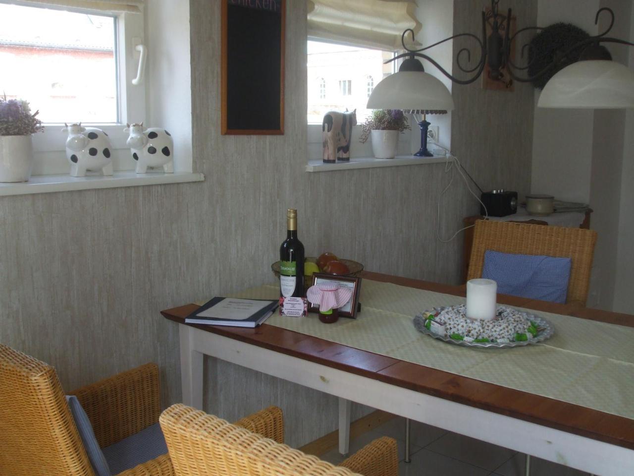 Appartement Dorfstrasse กลึคส์บวร์ก ภายนอก รูปภาพ